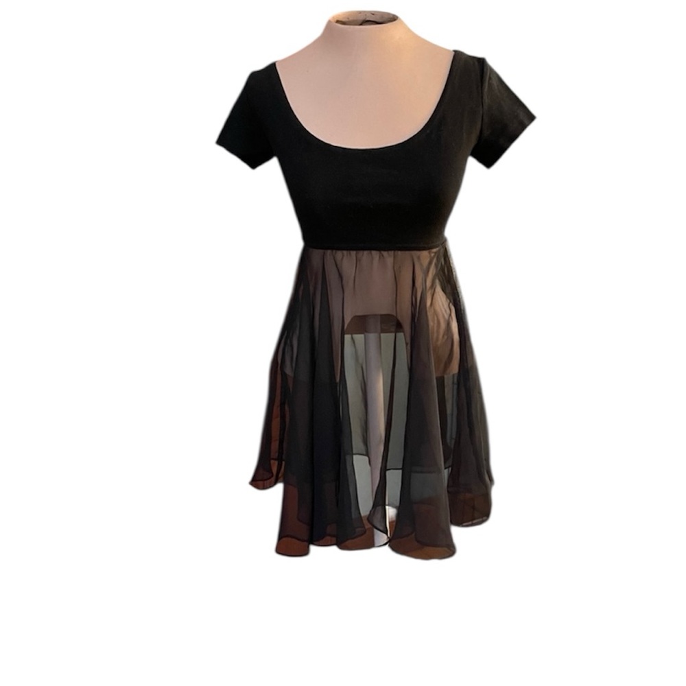 Women's Yes Clothing Co Vintage Black Sheer Fitted Top